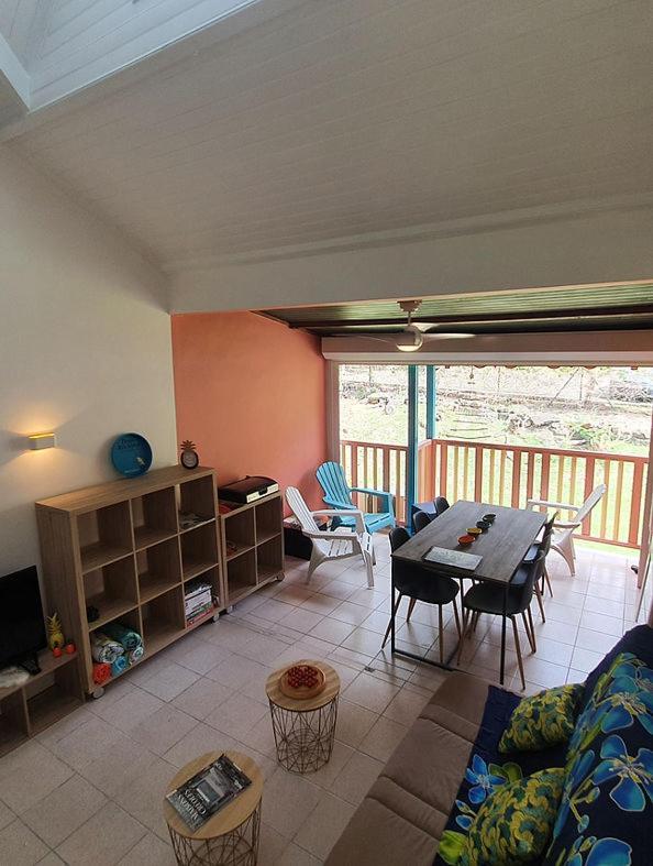 Appartement Ker-Eol Residence Canouan Sainte-Anne Avec Piscine Luaran gambar
